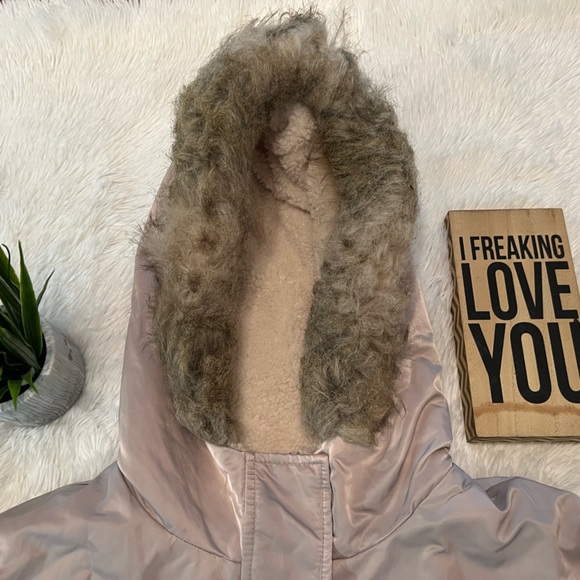 Banana Republic Mid-Length Jacket/Coat - Excellent Condition! - Picture 5 of 13